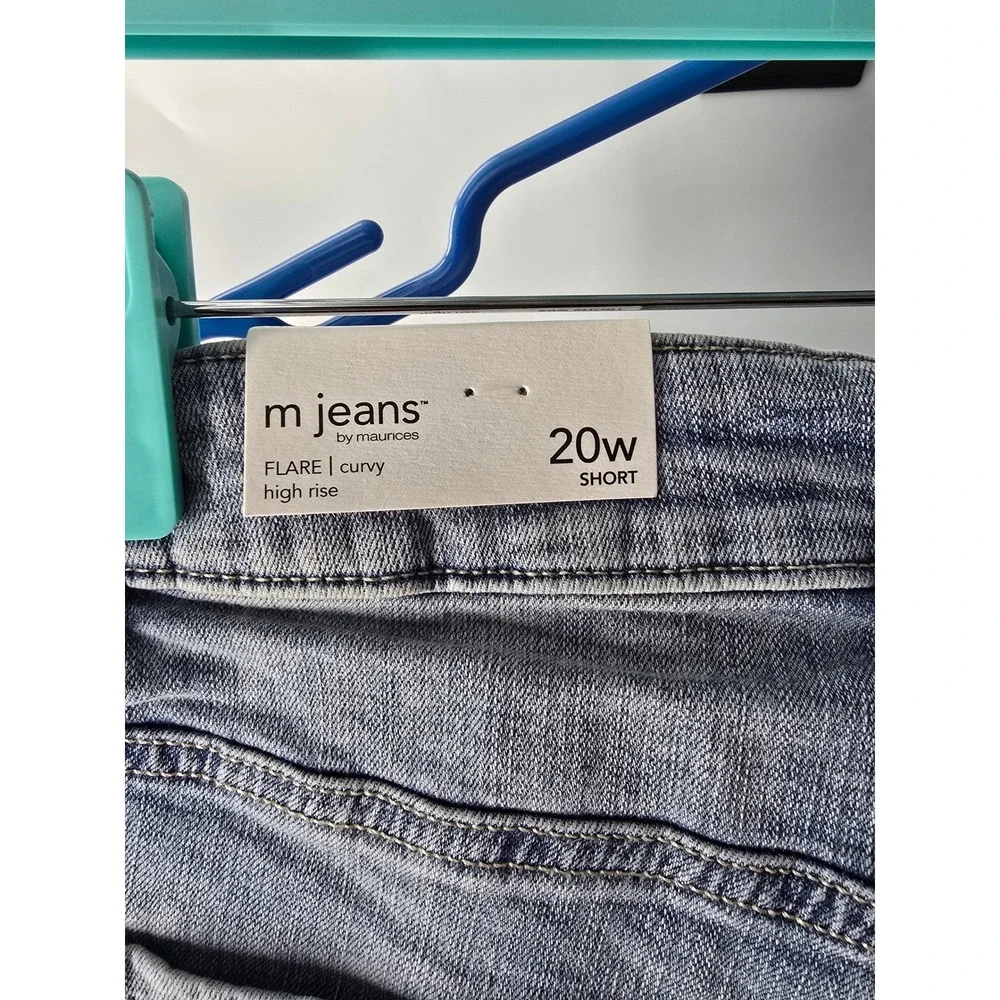 Maurices M Jeans Womens 20W Short Blue High Rise Curvy Flare Medium Wash Denim - Picture 4 of 11